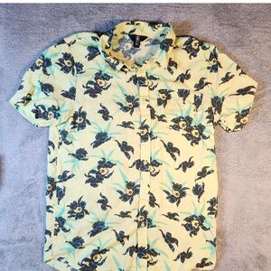 Volcom Men's Hawaiian Shirt Size XL Multi-color Floral Short Sleeve Button-Up